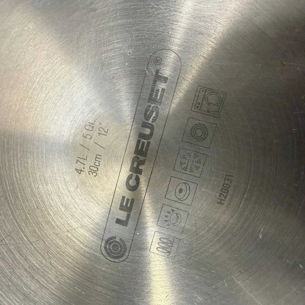 Le Creuset Toughened Nonstick PRO Stir Fry Pan with Helper Handle 4.7 L
